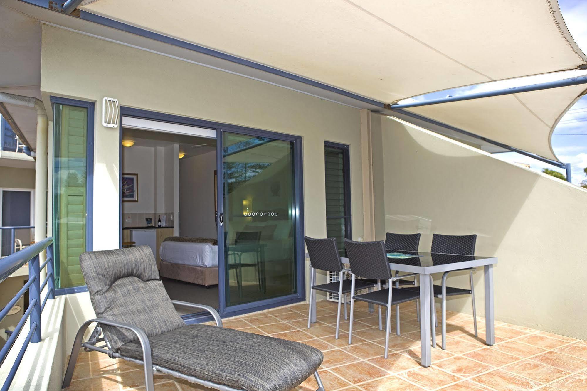 Yamba Beach Motel Экстерьер фото